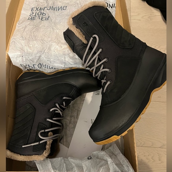 North face boots never worn - Picture 1 of 1